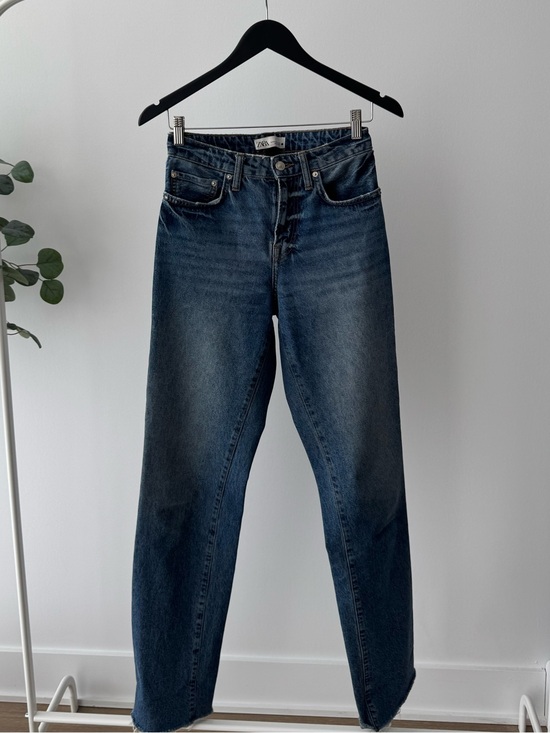 Zara Denim - Zara Women's Straight-Leg Jeans in Dark Blue